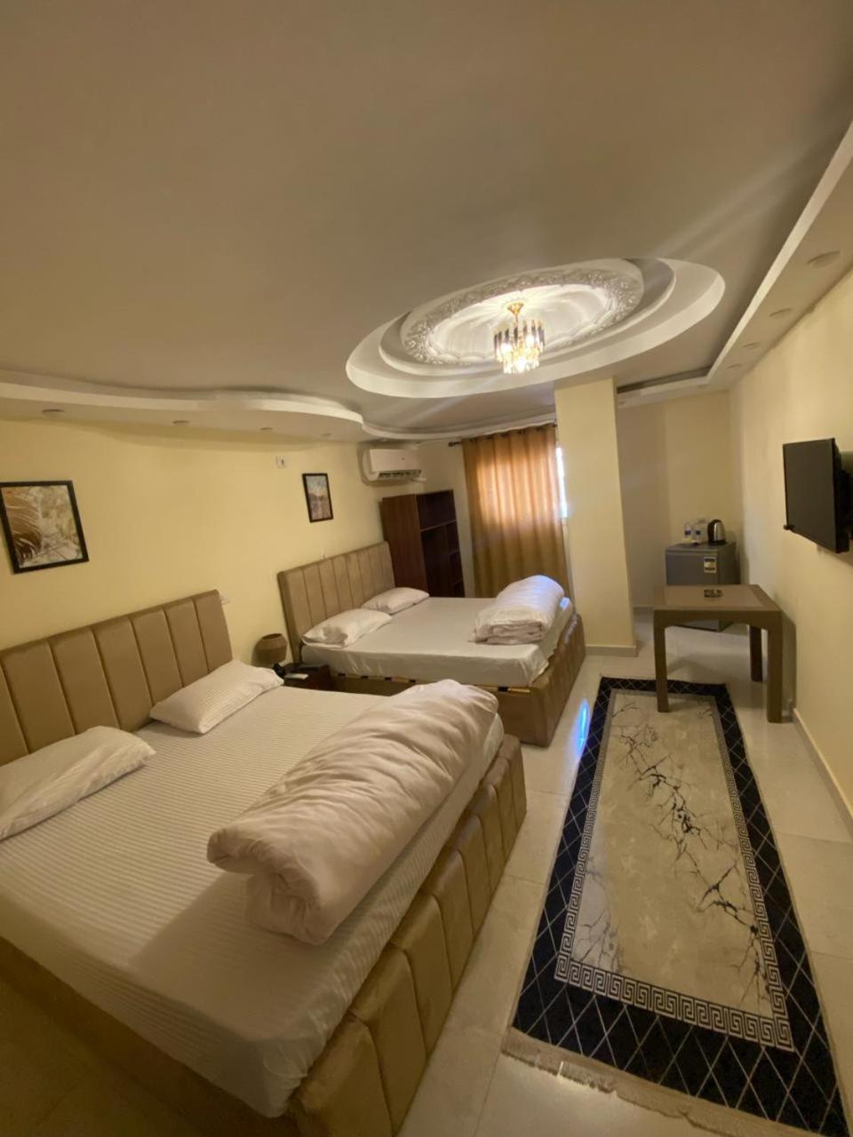 Pyramid Stars Hotel Le Caire