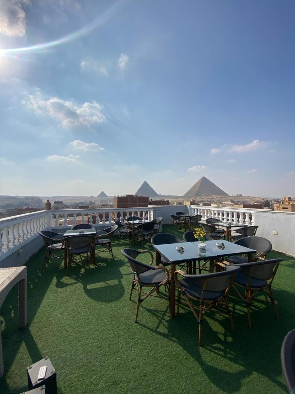 Pyramid Stars Hotel